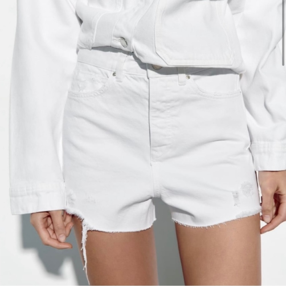 Zara high waisted shorts.  Brand new.